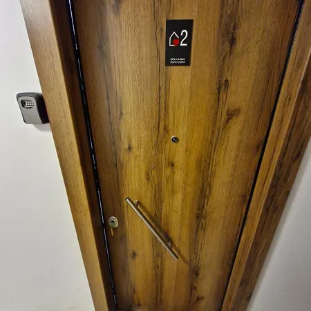 Solunskizen Apartements דירה