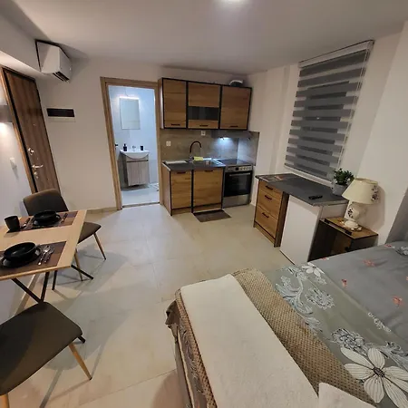 Solunskizen Apartements アパート