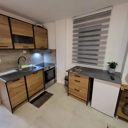 Solunskizen Apartements アパート