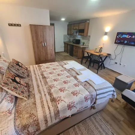 Solunskizen Apartements アパート *