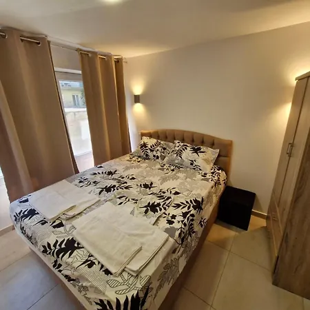 アパート Solunskizen Apartements *